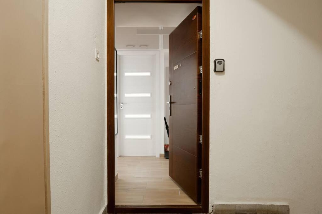 Petofi Family Apartman Debrecen Exterior photo